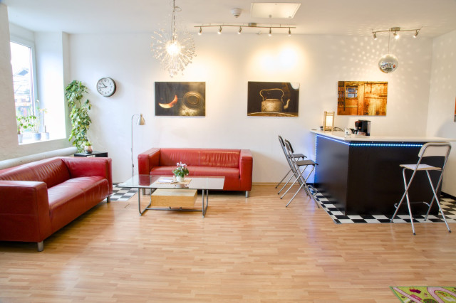 Lobby - Sofas - Räume zu vermieten! (Photo 4)